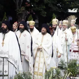 Пећка Патријаршија - Завршно литургијско славље поводом 8 векова Аутокефалије СПЦ у древном седишту српских архиепископа и патријараха