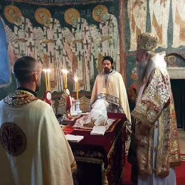 Свети Патријарах Пећки Пајсије прослављен у Пећкој Патријаршији