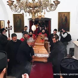 Помен Митрополиту Амфилохију у Цетињском манастиру