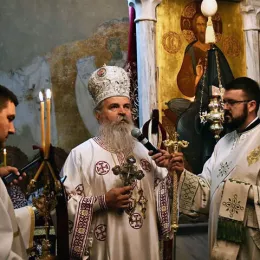 У манастиру Милешеви торжествено прослављен Свети краљ Владислав и освештан нови конак