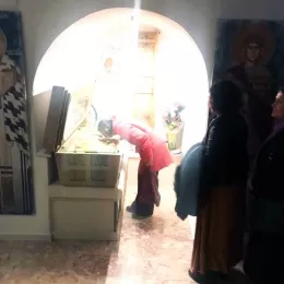 Коло српских сестара из Бијелог Поља у обиласку светиња Митрополије црногорско-приморске 