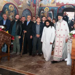 Литургија и монашење у Заграђу: Да имамо жртвену љубав према Богу и према ближњему својем 