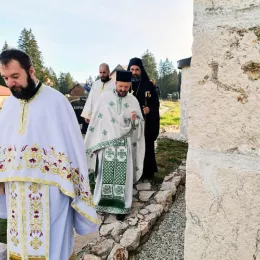 Преосвећени Епископ Методије служио у Жабљаку