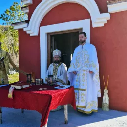 Прослављена слава спомен-храма Светог Лонгина 