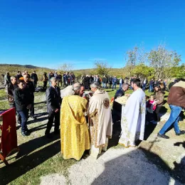 Прослављена слава спомен-храма Светог Лонгина 