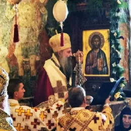 Патријарх српски г. Порфирије устоличен у Пећкој Патријаршији