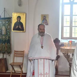 Епископ Методије служио Литургију на Крсцу у Голији