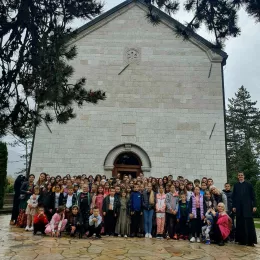 Поклоничко путовање дјеце полазника школе вјеронауке из Берана