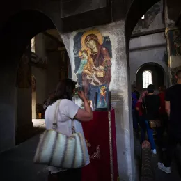 Вјерни народ Бијелог Поља на поклоњење светињама на Косову и Метохији