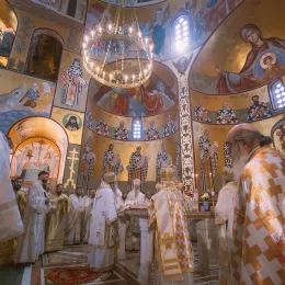 Света Архијерејска Литургија и петогодишњи помен блаженопочившем Митрополиту  Амфилохију