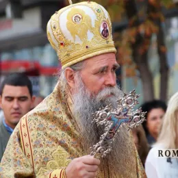 Епископ Јоаникије богослужио у храму Светог Георгија у Неаполису 