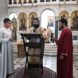 Света Литургија у Никшићу