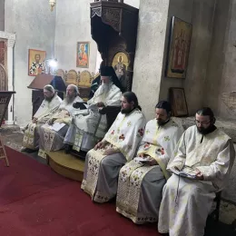 Епископ Јоаникије служио Божанствену Литургију Светог апостола Јакова, првог епископа Јерусалимског