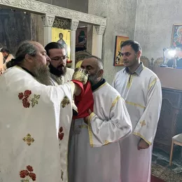 Епископ Јоаникије служио Божанствену Литургију Светог апостола Јакова, првог епископа Јерусалимског