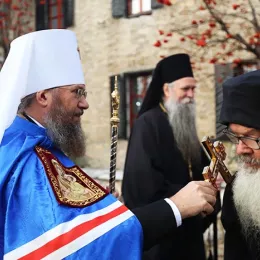 Епископу Јоаникију уручено високо одликовање Украјинске православне Цркве Московског патријархата 