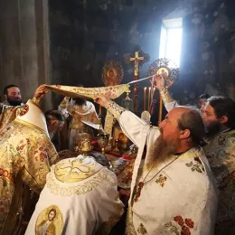 Епископу Јоаникију уручено високо одликовање Украјинске православне Цркве Московског патријархата 