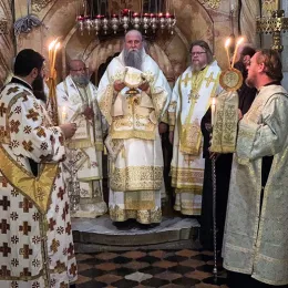 Света Литургија у Храму Васкрсења Христовога у Јерусалиму