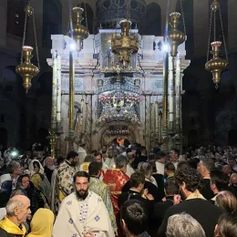 Света Литургија у Храму Васкрсења Христовога у Јерусалиму