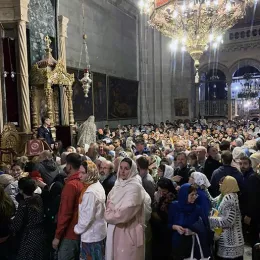 Света Литургија у Храму Васкрсења Христовога у Јерусалиму