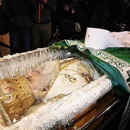 Света Заупокојена Литургија у Београду