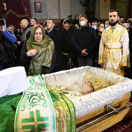 Света Заупокојена Литургија у Београду