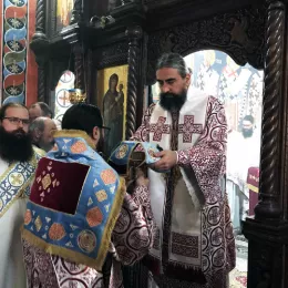 Литургија и рукоположење у манастиру Косијерево