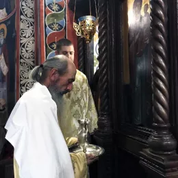 Литургија и рукоположење у манастиру Косијерево