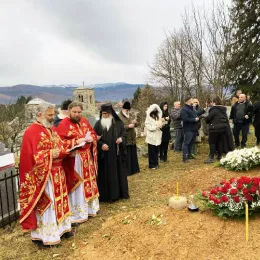 Четрдесетодневни помен монаху Серафиму