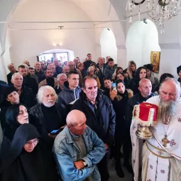 Епископ Методије освештао обновљени храм у селу Превиш код Шавника