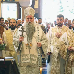 Годишњи помен светопочившем Митрополиту Амфилохију: Велики Христов јерарх