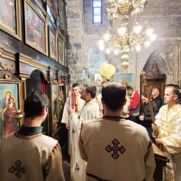 Литургија у цркви Светих Апостола Петра и Павла у Бијелом Пољу