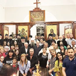 Патријарх Порфирије свечано дочекан у манастиру Светог Николе у Маћагају