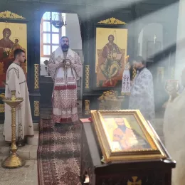 Епископ Методије служио Литургију у храму Светих Јоакима и Ане у насељу Видрован код Никшића