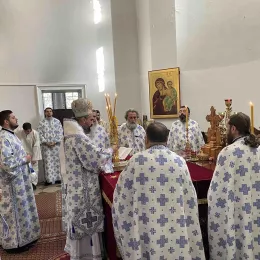 Епископ Методије Орденом Светог Георгија I степена одликовао Мару Тешић