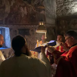 Литургија у манастиру Подлства