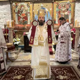 Епископ Пајсије богослужио у Ставропигијалном Манастиру Пећка Патријаршија