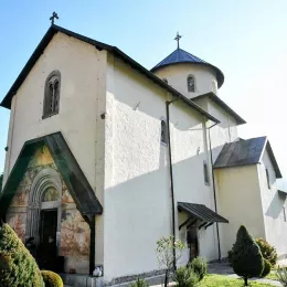 Литургијски прослављен јубилеј 450 година обнове манастира Мораче