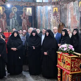 Литургијски прослављен јубилеј 450 година обнове манастира Мораче