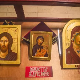 Изложбом савременог иконописа почели IV Дани Митрополита Амфилохија