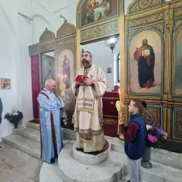 Архијерејска Литургија у Драговој Луци