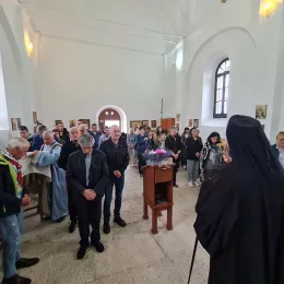 Архијерејска Литургија у Драговој Луци