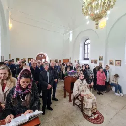 Архијерејска Литургија у Драговој Луци
