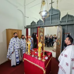 Архијерејска Литургија у Драговој Луци
