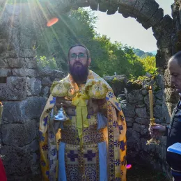 Света Литургија на црквишту у жупском селу Васиљевићи