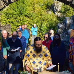 Света Литургија на црквишту у жупском селу Васиљевићи