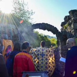 Света Литургија на црквишту у жупском селу Васиљевићи