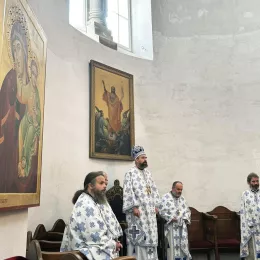 Митрополит Методије служио у Саборном храму Светог Василија Острошког у Никшићу