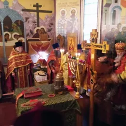 Епископ Јоаникије богослужио у храму Светог Николаја Мирликијског РПЗЦ у Франкфурту