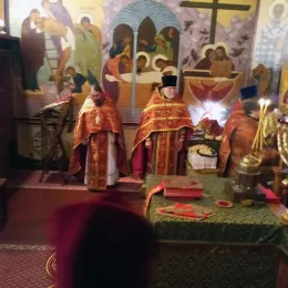 Епископ Јоаникије богослужио у храму Светог Николаја Мирликијског РПЗЦ у Франкфурту