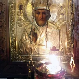 Епископ Јоаникије богослужио у храму Светог Николаја Мирликијског РПЗЦ у Франкфурту